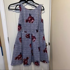 Roz & Ali Houndstooth and roses dress